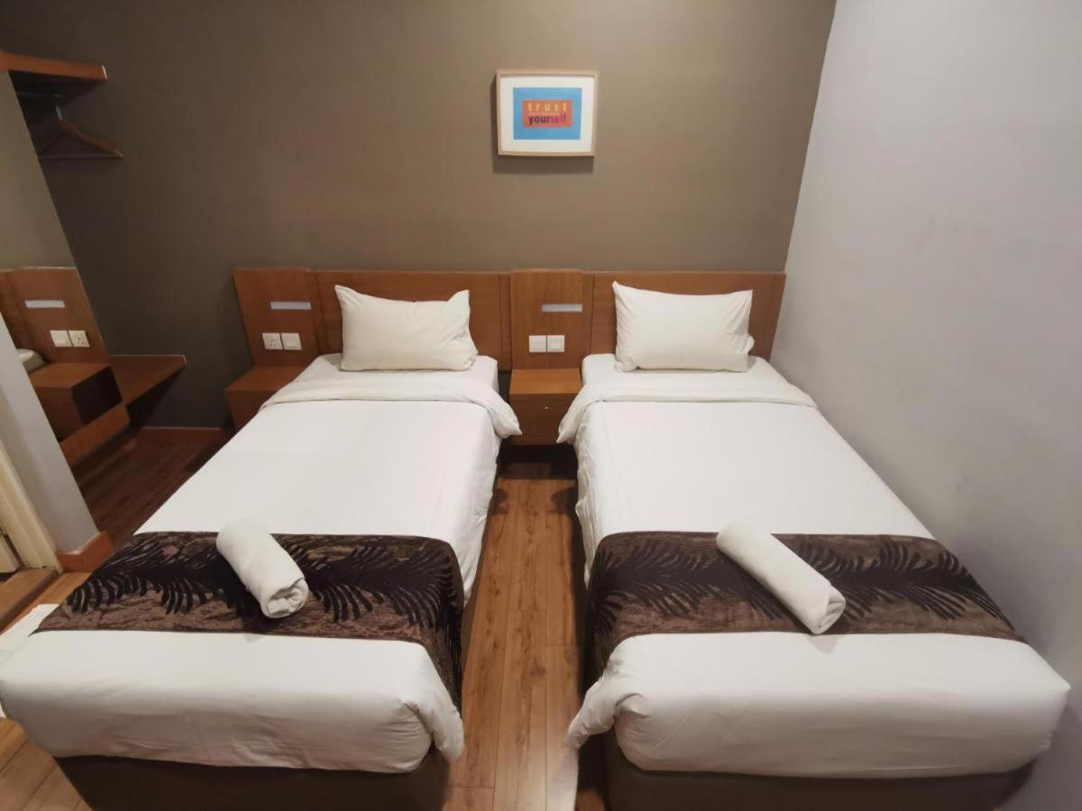 Golden Leaf Boutique Hotel Nusa Idaman Formerly Known As Ariana Hotel Джохор-Бару Экстерьер фото
